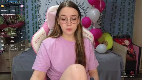 Snapshot of sweet_frosty chatting on February 3, 3:20 am Alice online show from February 3, 3:20 am