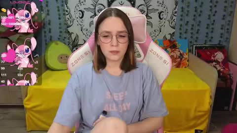 Snapshot of sweet_frosty chatting on February 27, 2:42 am Alice online show from February 27, 2:42 am