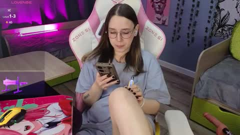 Snapshot of sweet_frosty chatting on November 4, 2:43 am Alice online show from November 4, 2:43 am