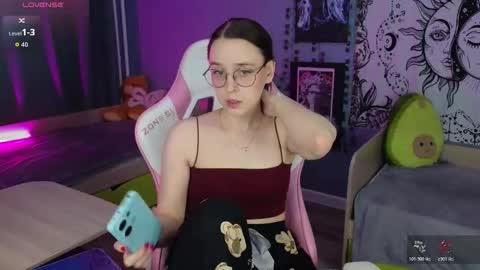 Alice online show from February 24, 3:26 am