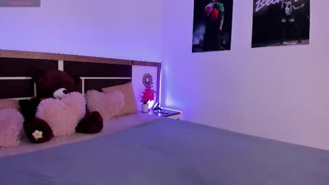Snapshot of sweet_girl_next_door chatting on October 9, 3:15 am Alexia online show from October 9, 3:15 am