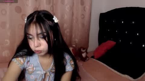 Snapshot of sweet_hannaah chatting on October 2, 9:49 am Hannah online show from October 2, 9:49 am