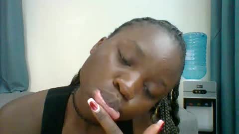 Snapshot of sweet_jenica chatting on September 26, 4:38 am ESTHER NEEMA online show from September 26, 4:38 am