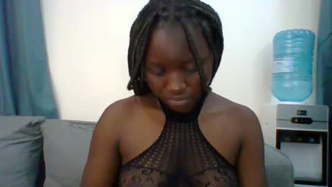 Snapshot of sweet_jenica chatting on September 30, 5:01 am ESTHER NEEMA online show from September 30, 5:01 am