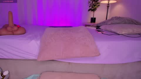 Snapshot of sweet_kahia chatting on February 7, 6:14 am Diana online show from February 7, 6:14 am