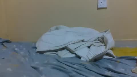 millarn online show from March 6, 6:52 am