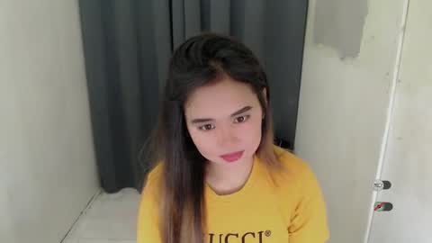 Snapshot of sweet_laika chatting on December 27, 5:09 am LAIKA online show from December 27, 5:09 am