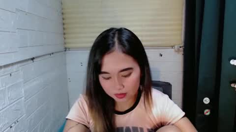 Snapshot of sweet_laika chatting on January 10, 7:25 am LAIKA online show from January 10, 7:25 am