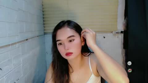 Snapshot of sweet_laika chatting on February 5, 2:29 am LAIKA online show from February 5, 2:29 am