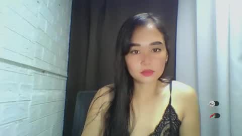 Snapshot of sweet_laika chatting on September 15, 3:28 am LAIKA online show from September 15, 3:28 am