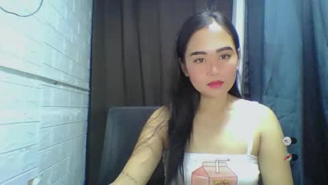 Snapshot of sweet_laika chatting on October 6, 1:14 am LAIKA online show from October 6, 1:14 am