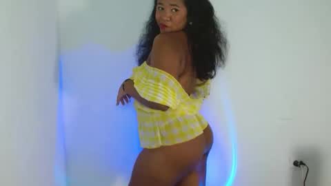 sweet-lilith online show from May 5, 3:09 pm