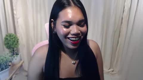 Snapshot of sweet_love52 chatting on February 27, 7:15 pm Hello im Lovely Hera youre Pleasure online show from February 27, 7:15 pm