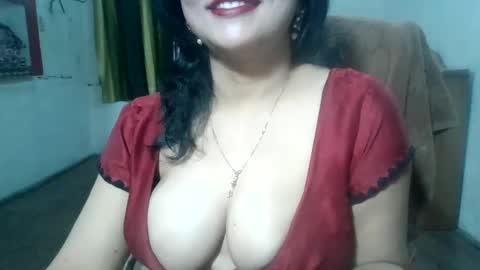 Snapshot of sweet_manisha chatting on February 28, 5:48 am sweet_manisha online show from February 28, 5:48 am