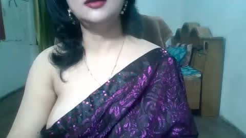 Snapshot of sweet_manisha chatting on March 7, 5:51 am sweet_manisha online show from March 7, 5:51 am
