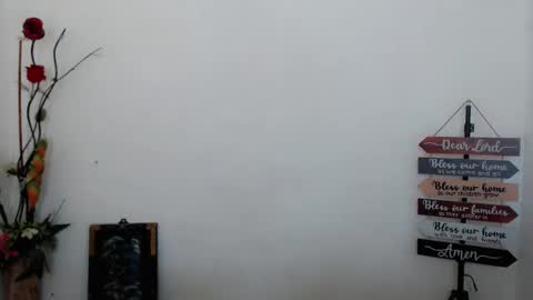 Snapshot of sweet_marie21 chatting on October 11, 12:43 am sweet_marie21 online show from October 11, 12:43 am