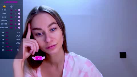 Snapshot of sweet_mia_91 chatting on November 2, 11:34 am Mia online show from November 2, 11:34 am