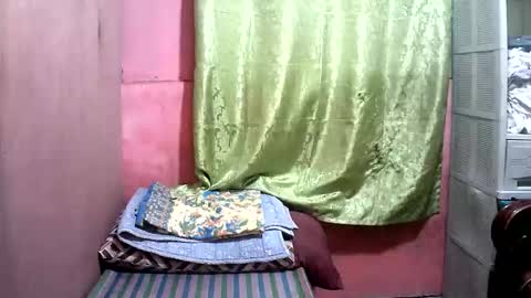 Snapshot of sweet_milkshake2004 chatting on October 8, 2:09 am sweet_milkshake2004 online show from October 8, 2:09 am