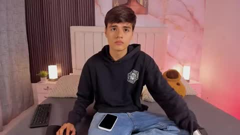 Petter online show from November 30, 1:37 pm