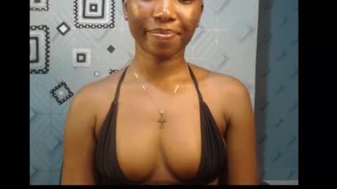 Snapshot of sweet_puna chatting on December 24, 8:05 pm Nancy online show from December 24, 8:05 pm