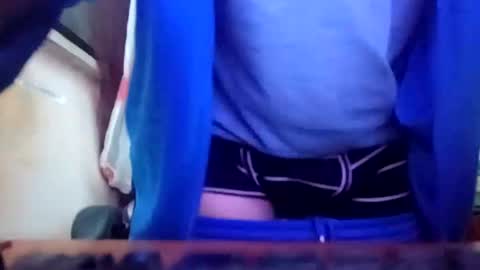 Snapshot of sweet_red_ita chatting on February 23, 11:25 pm Sweet Red Ita online show from February 23, 11:25 pm