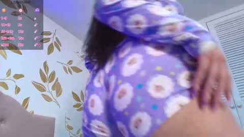 Sammy Lauren online show from February 25, 6:58 am