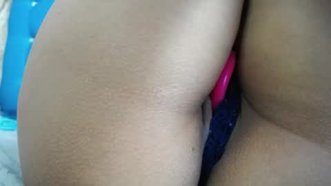 Snapshot of sweet_skylove_ chatting on January 19, 7:04 pm Adriana online show from January 19, 7:04 pm