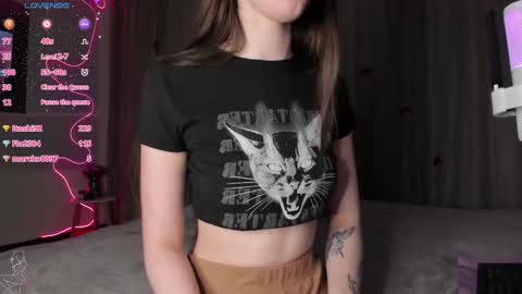 Snapshot of sweet_sonechka chatting on February 27, 3:25 am sweet_sonechka online show from February 27, 3:25 am