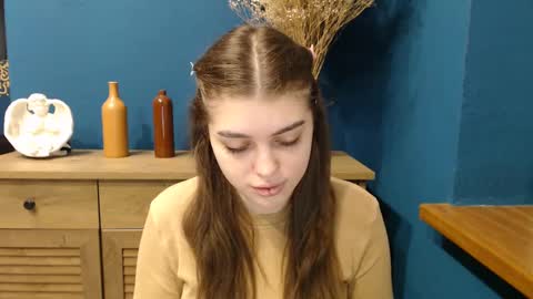 Rebecca online show from February 25, 7:31 am