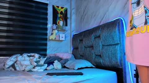 Isabella online show from January 2, 6:34 pm