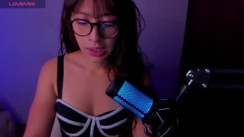 sweet_venus4 online show from March 4, 11:19 am