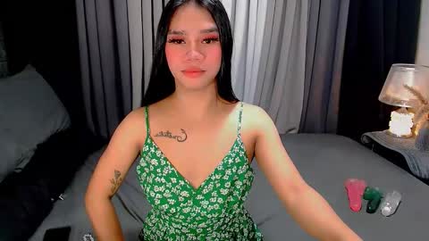 bea takashi  online show from November 30, 9:46 am