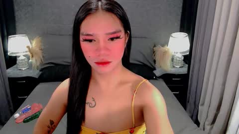 bea takashi  online show from March 3, 9:04 am