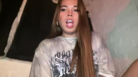 Snapshot of sweetalexa19 chatting on December 25, 2:34 pm alexa your one and only queen online show from December 25, 2:34 pm