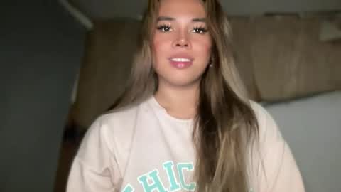 Snapshot of sweetalexa19 chatting on September 10, 2:11 am alexa your one and only queen online show from September 10, 2:11 am