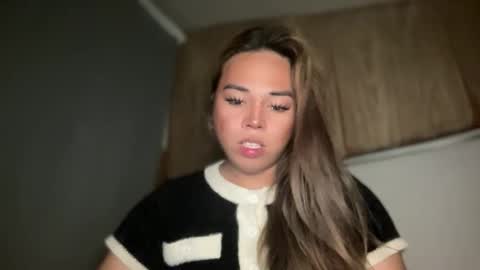 Snapshot of sweetalexa19 chatting on October 10, 8:30 pm alexa your one and only queen online show from October 10, 8:30 pm