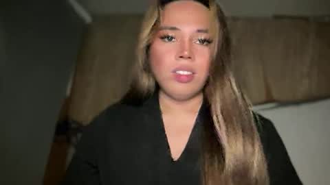 Snapshot of sweetalexa19 chatting on October 23, 2:05 pm alexa your one and only queen online show from October 23, 2:05 pm