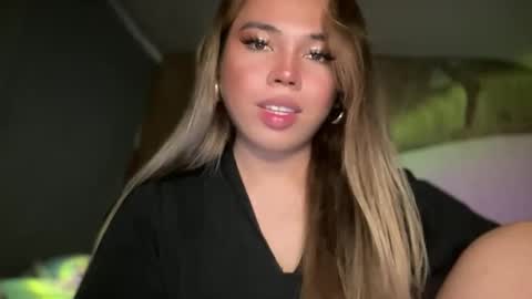 Snapshot of sweetalexa19 chatting on October 25, 9:06 am alexa your one and only queen online show from October 25, 9:06 am