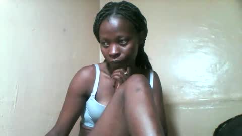 Snapshot of sweetalianah chatting on October 13, 7:41 am LIANAH online show from October 13, 7:41 am