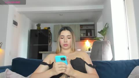 Camila online show from February 16, 6:43 pm