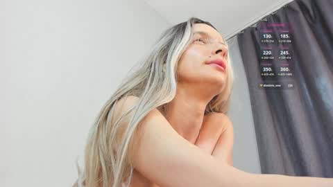 Snapshot of sweetbabyxx2021 chatting on February 2, 7:20 am sweetbabyxx2021 online show from February 2, 7:20 am