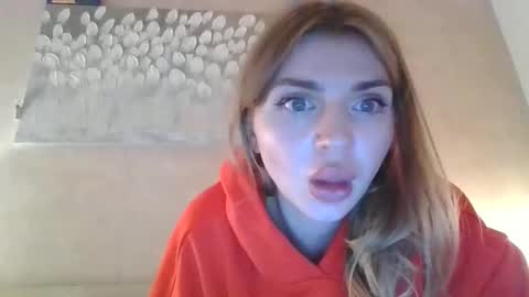 sweetbella_x online show from January 18, 8:45 pm