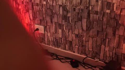 Snapshot of sweetbonii chatting on February 15, 5:04 am Salom independent model online show from February 15, 5:04 am