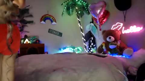 Jillian online show from February 25, 8:24 am