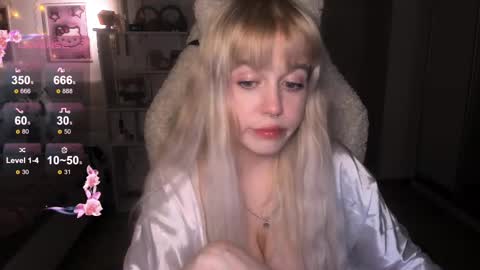 Lisa online show from February 18, 6:26 pm