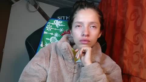 Snapshot of sweetdam12 chatting on December 30, 8:25 pm sweetdam12 online show from December 30, 8:25 pm