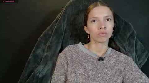 Snapshot of sweetdam12 chatting on October 10, 9:14 pm sweetdam12 online show from October 10, 9:14 pm