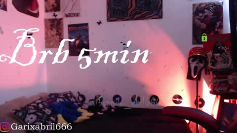 Snapshot of sweetdevil631 chatting on January 8, 5:37 pm Abril online show from January 8, 5:37 pm