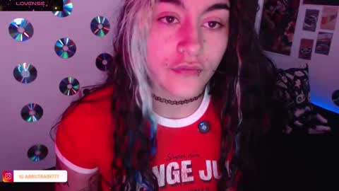 Snapshot of sweetdevil631 chatting on November 4, 5:12 pm Abril online show from November 4, 5:12 pm