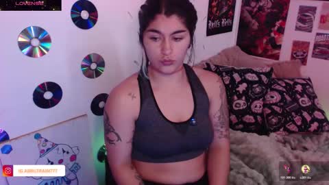 Snapshot of sweetdevil631 chatting on November 21, 5:55 pm Abril online show from November 21, 5:55 pm